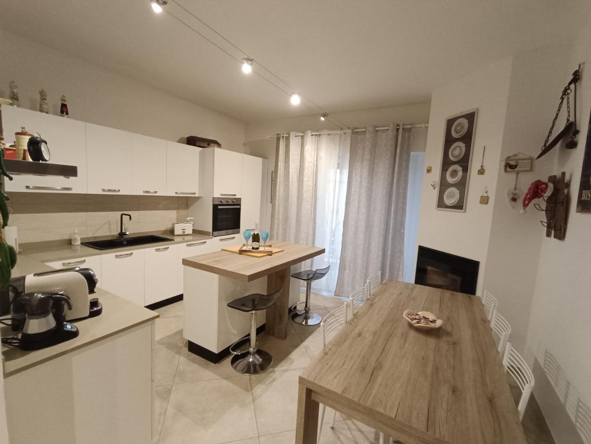 Il Don Minzoni 98 "Casa Vacanze" Λίντο ντι Καμαϊόρε Εξωτερικό φωτογραφία
