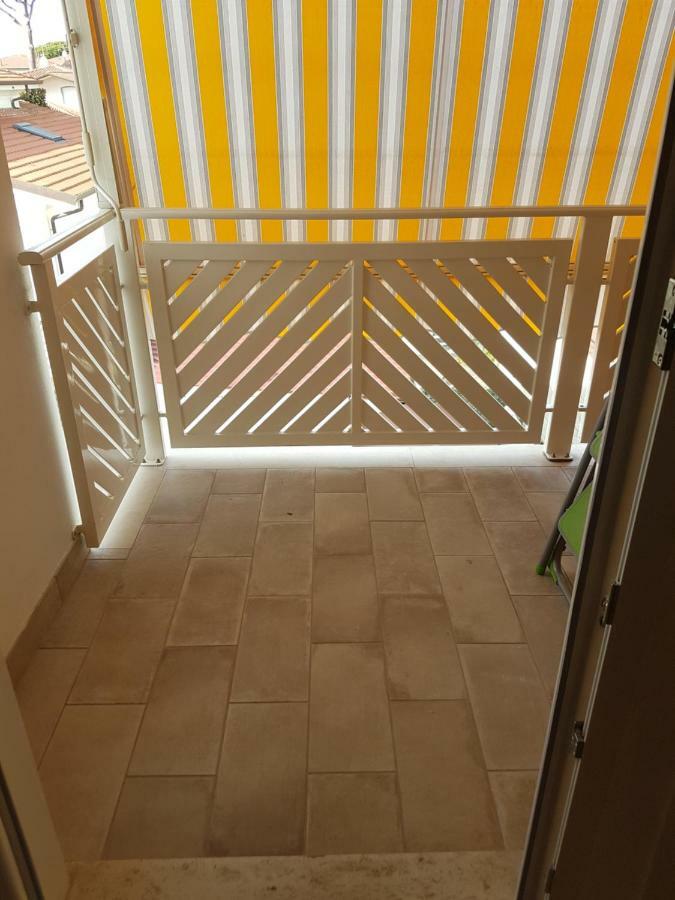 Il Don Minzoni 98 "Casa Vacanze" Λίντο ντι Καμαϊόρε Εξωτερικό φωτογραφία